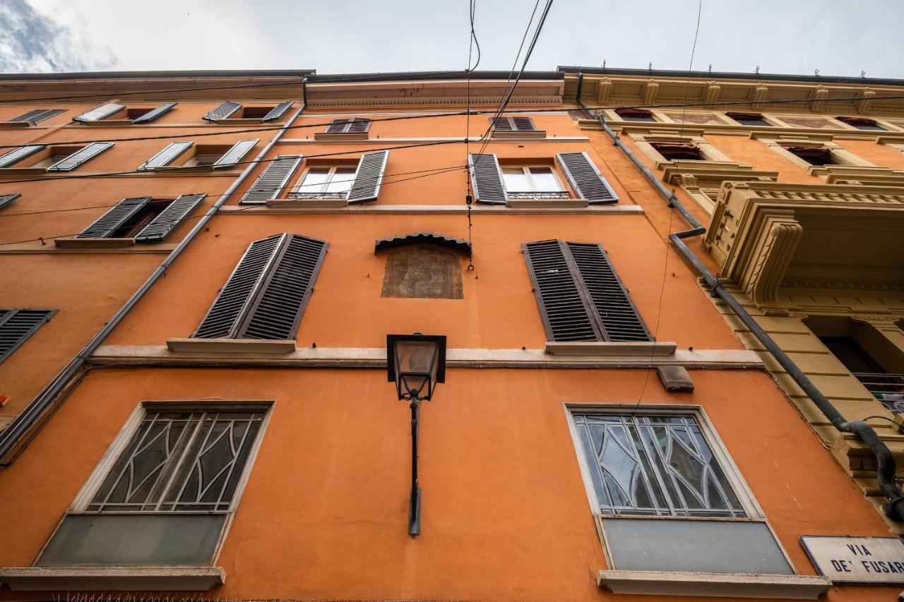 Torre Dell'Orologio Apartment By Wonderful Italy بولونيا المظهر الخارجي الصورة