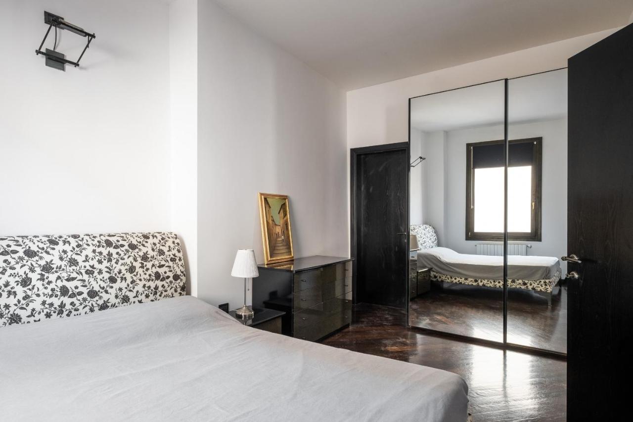 Torre Dell'Orologio Apartment By Wonderful Italy بولونيا المظهر الخارجي الصورة