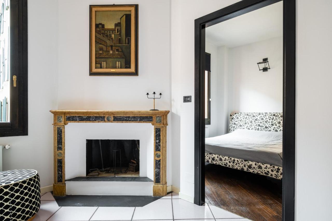 Torre Dell'Orologio Apartment By Wonderful Italy بولونيا المظهر الخارجي الصورة