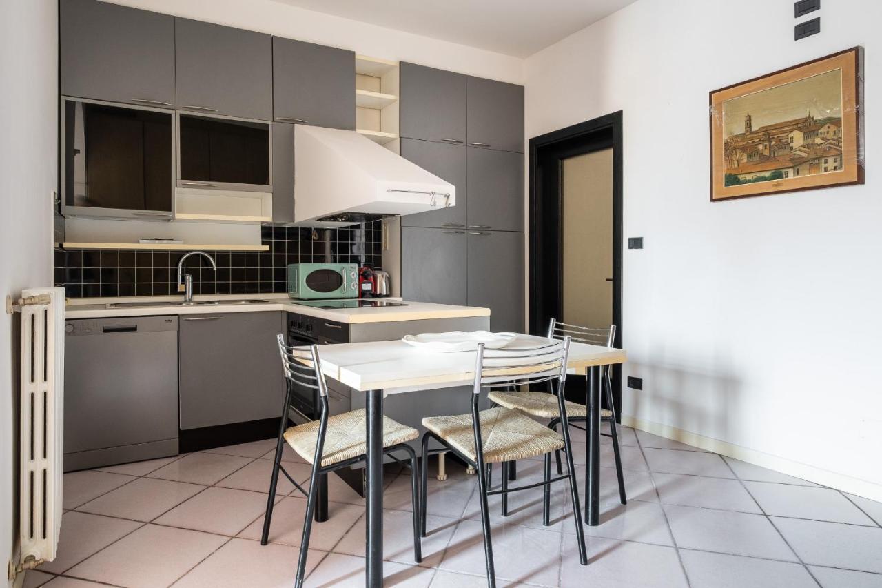 Torre Dell'Orologio Apartment By Wonderful Italy بولونيا المظهر الخارجي الصورة